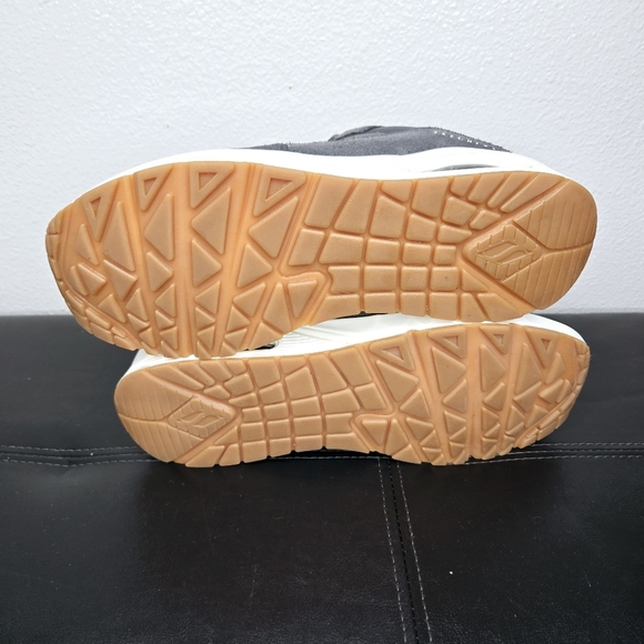 Bundle Men's Street Uno Medium/WideSneaker, Sz 9 - Picture 8 of 16